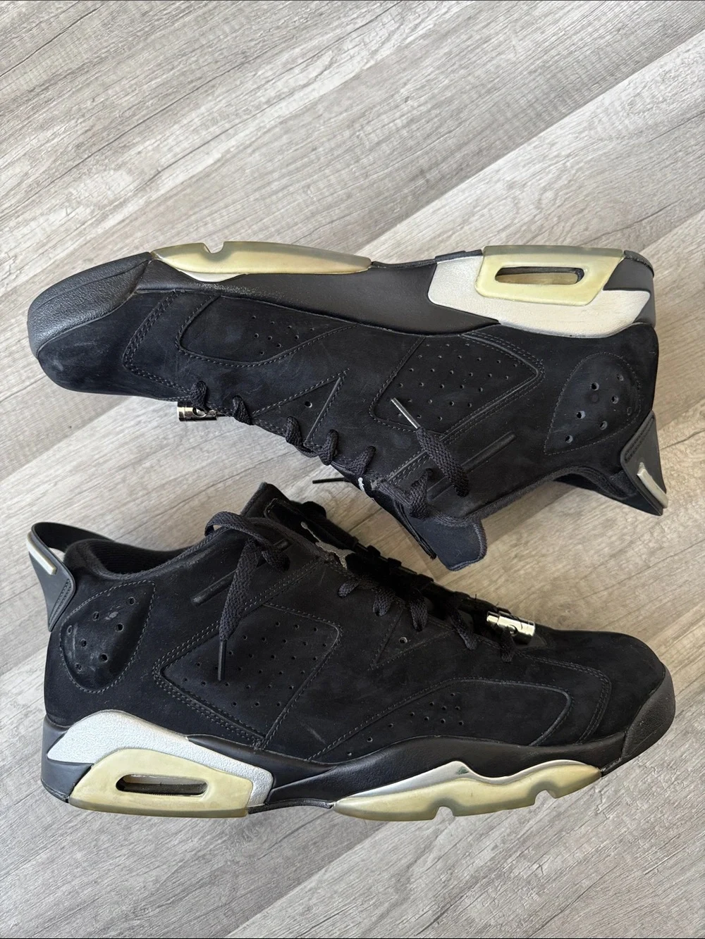 Retro 6 Jordan’s Low (Size 14)